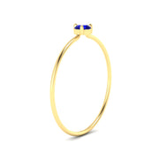 3-prong-round-sapphire-tiny-band-ring-in-yellow-gold-fd9389gsablangle2-nl-yg.jpg?v=1756443189